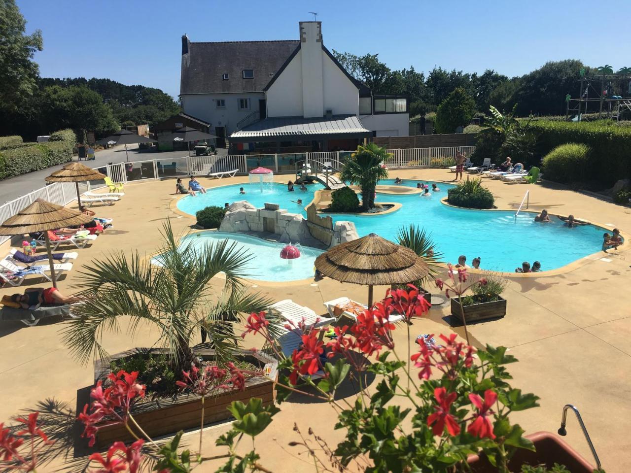 Camping Kost Ar Moor Fouesnant Esterno foto